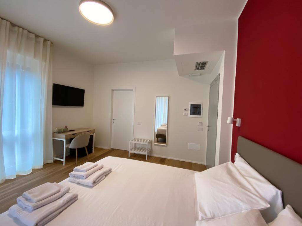 Foresteria Dansi Varese Exterior photo